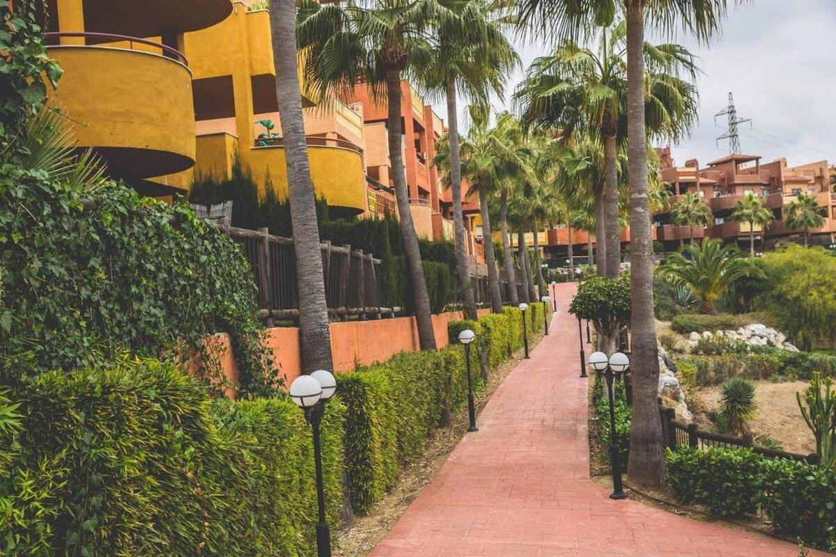 Apartamento Las Chapas - bonito y tranquilo Marbella Exterior foto